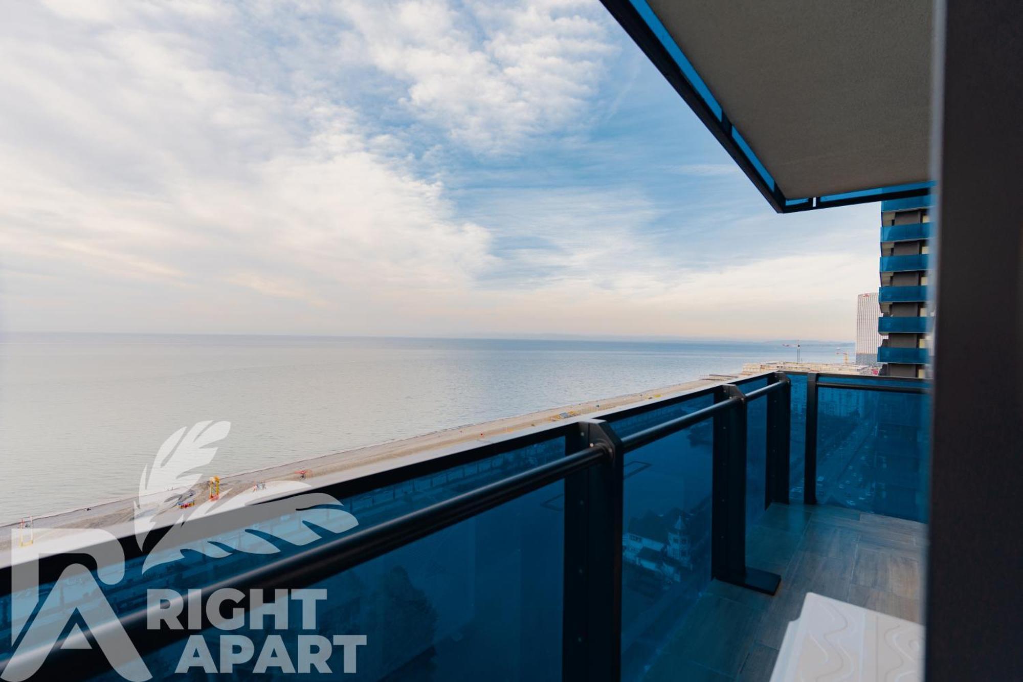Orbi City Hotel Sea View บาทูมิ ภายนอก รูปภาพ